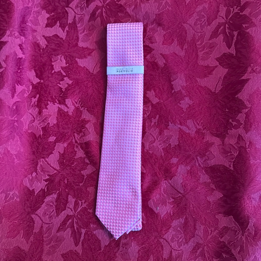 Perry Ellis Portfolio Tie